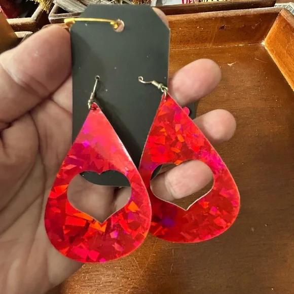 3 sets of faux leather Red Heart and Teardrop Earrings- handmade - Picture 3 of 11